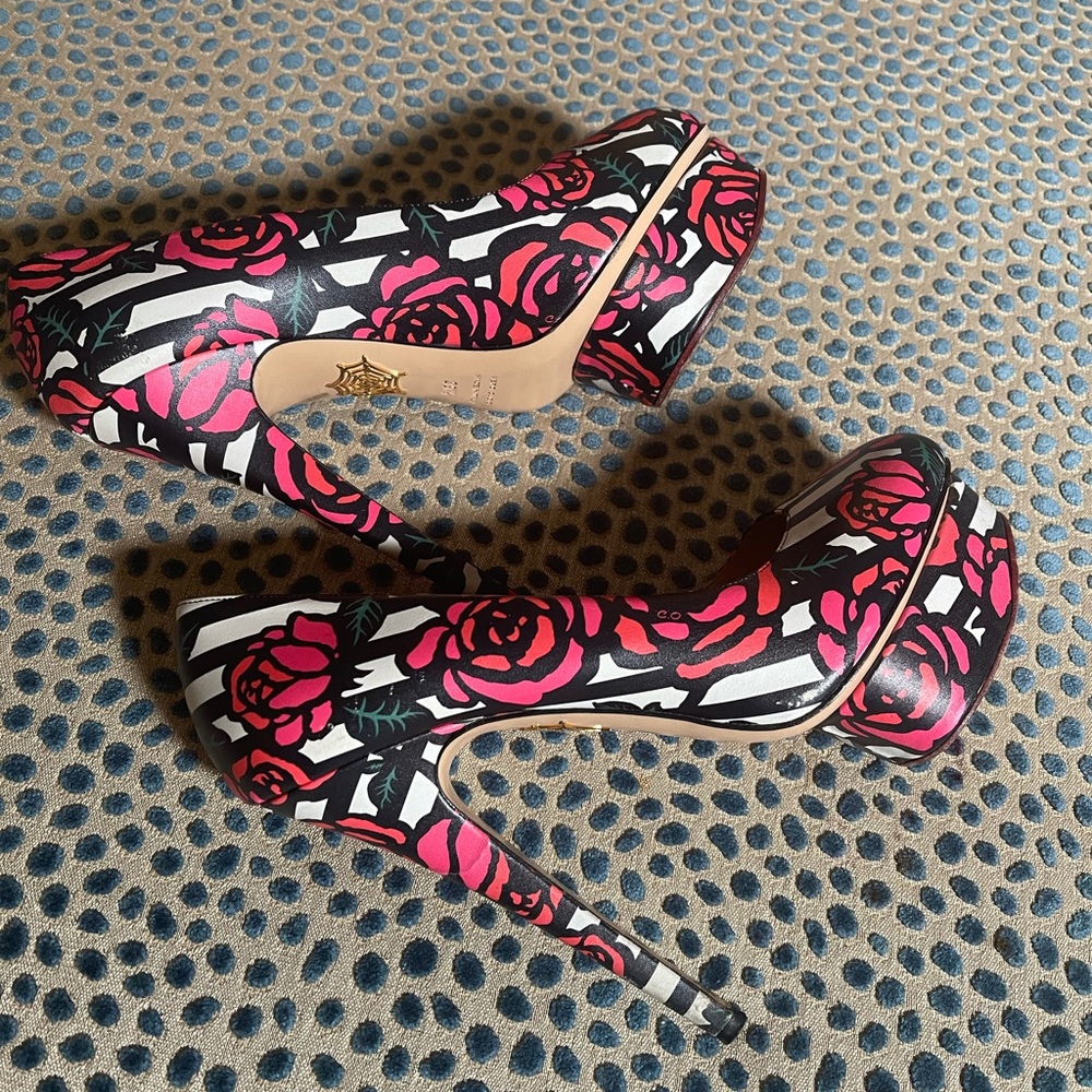Charolette Olympia Heels - Picture 8 of 8